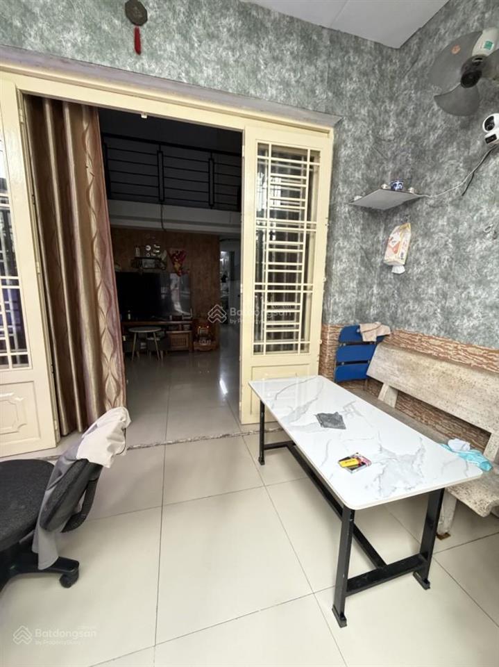 Siêu phẩm giá chỉ 4.65 tỷ ngang chuẩn 4m  hẻm 5m sạch sẽ  sát vách trường học, chợ