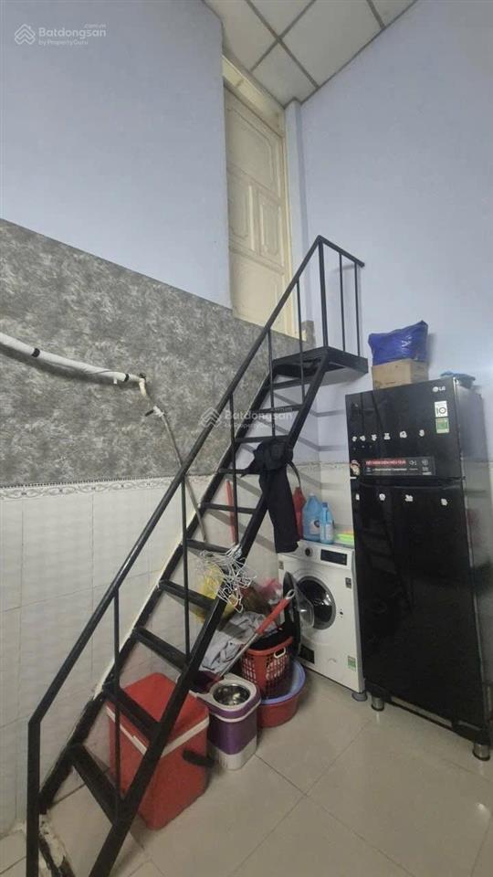 Siêu phẩm giá chỉ 4.65 tỷ ngang chuẩn 4m  hẻm 5m sạch sẽ  sát vách trường học, chợ