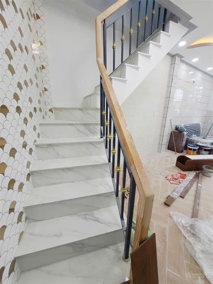 Nhà mới ưu đãi chỉ 3.678 tỷ 2 tầng đường số 9 giáp tân phú ngang gần 5,8m