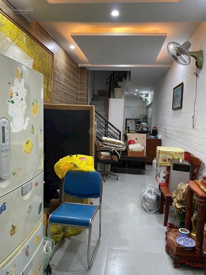Nhà ngay chợ phạm văn hai tân bình 38m2  hẻm thông  nở hậu  giá chỉ 4.5 tỷ