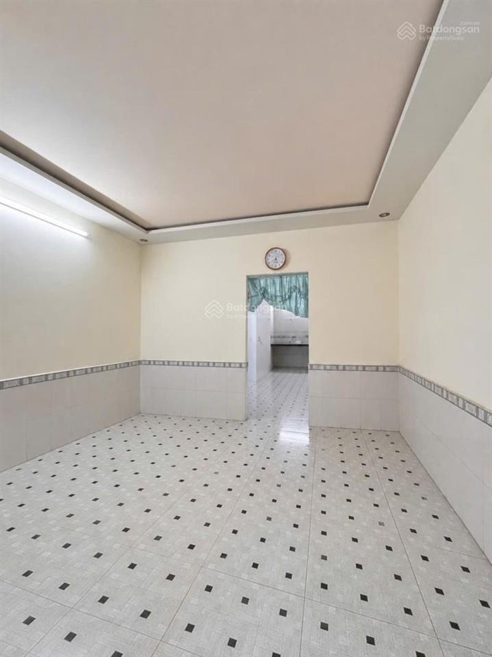 Nhanh mới kịp sổ đẹp giá tốt 3,939tỷ dt 36m²(4 x 9) 2 tầng hẻm 6m giáp tân phú