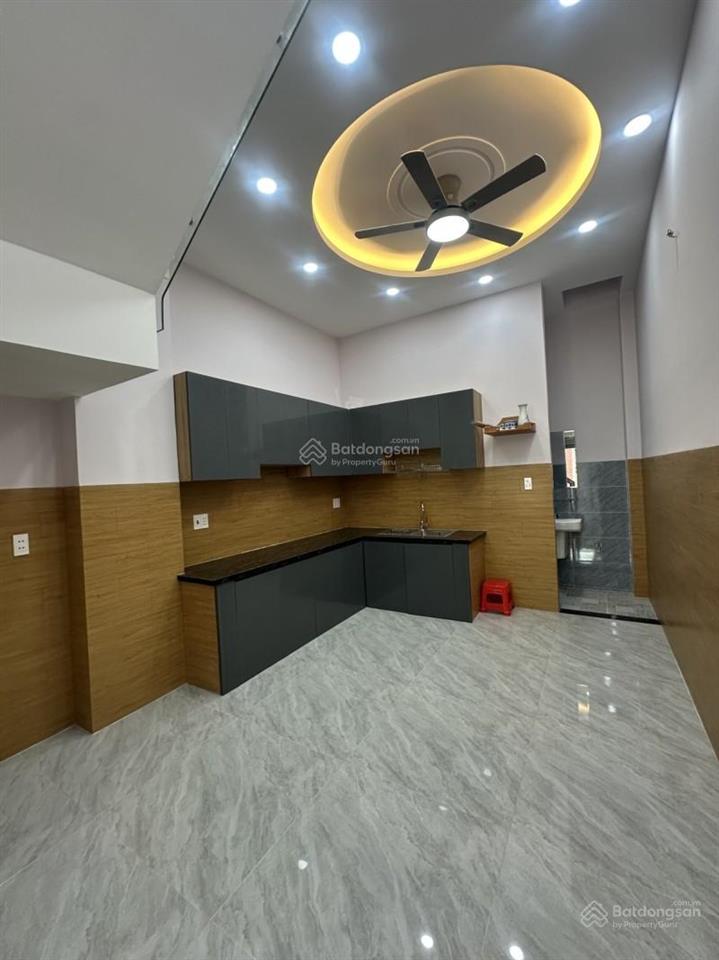 Gấp bán 4 tầng 45m2 hẻm trước 5m hoàn công đủ giáp sân bay tân sơn nhất tuyến metro nhỉnh 5tỷ
