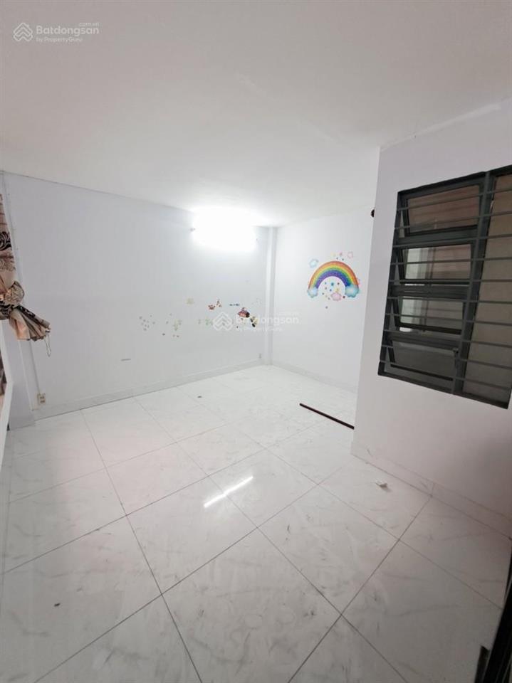 Chốt nhanh tân phú dt to 54m2(8.4 x 6.6)  chỉ 4,479 tỷ 2tầng kiên cố 3pn sát hẻm ôtô