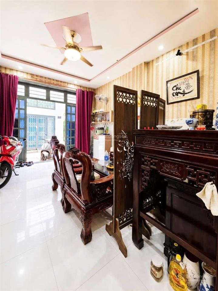 Chính chủ phú thọ hòa tân phú nhỉnh 4 tỷ (4.1x8) 3 tầng đúc thật oto tận cửa chợ vải & cđ gtvt 3