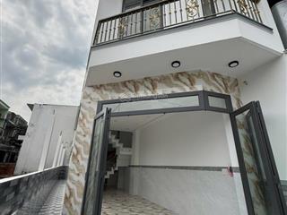 Gấp nhà mới 72m2 có sân ô tô chỉ 5,678 tỷ hẻm 6m btct 3tầng 3pn 3wc sổ a4