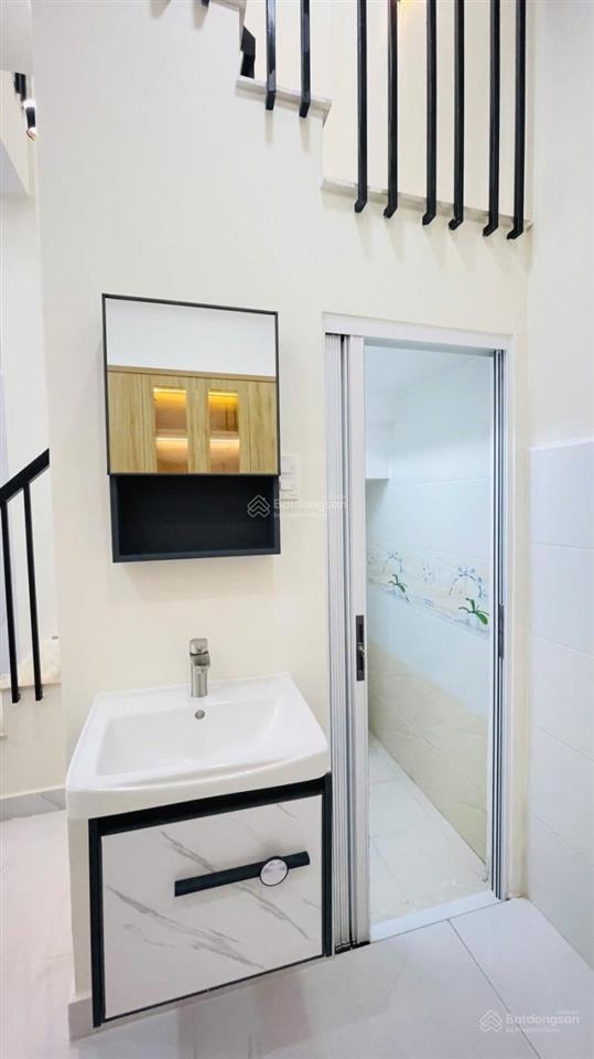 Gấp nhà mới full nội thất 2 tầng chỉ 4.38 tỷ hẻm 4m gần chợ tân hương tân phú