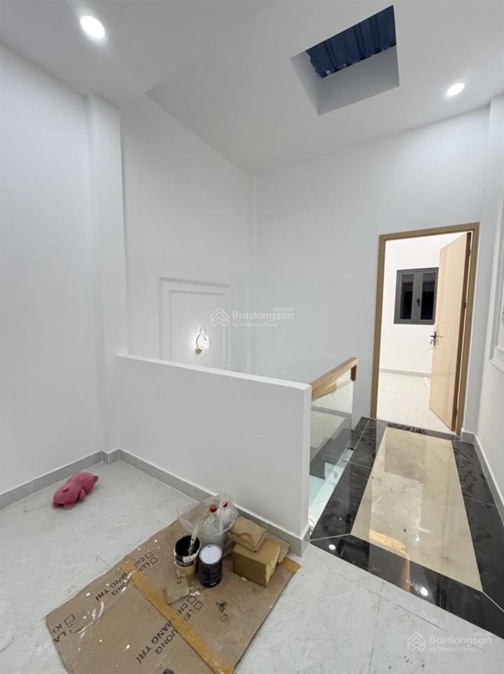 Gấp bán nhà đẹp 3 tầng 40m2 4pn nhỉnh 4 tỷ đình tân khai giáp tân phú q11