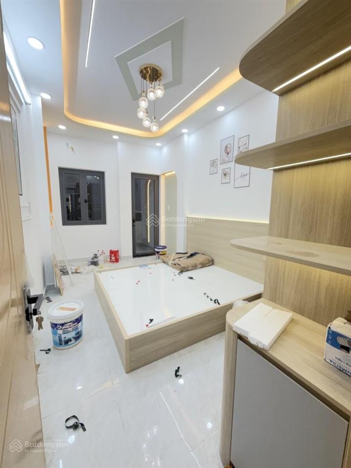 Gấp bán nhà đẹp 3 tầng 40m2 4pn nhỉnh 4 tỷ đình tân khai giáp tân phú q11