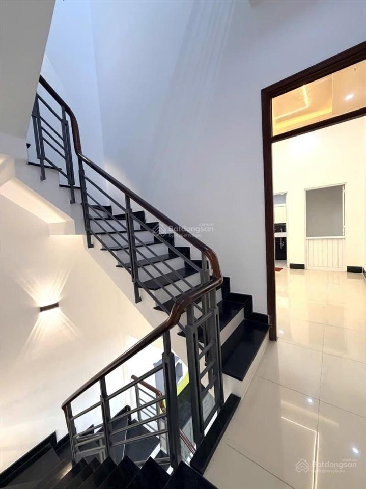 Siêu phẩm 3tầng 56m² full nôị thất hẻm oto gần lê văn quới 5,566 tỷ sổ a4