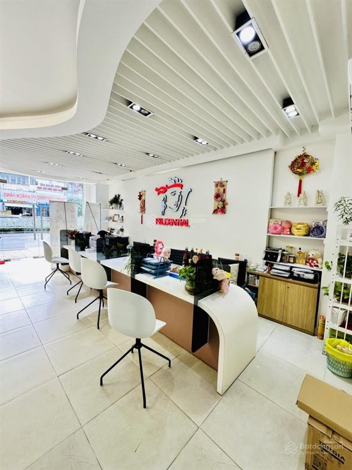 Siêu phẩm mặt tiền gần vòng xoay đầm sen 87m² 5 tầng x.tỷ kinh doanh đỉnh