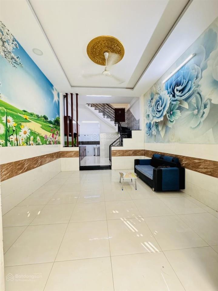 Nhà lướt cọc tân sơn nhì  sổ a4  không lộ giới  40m  2 tầng  4,18 tỷ