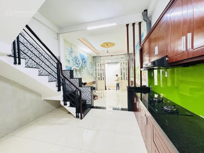 Nhà lướt cọc tân sơn nhì  sổ a4  không lộ giới  40m  2 tầng  4,18 tỷ