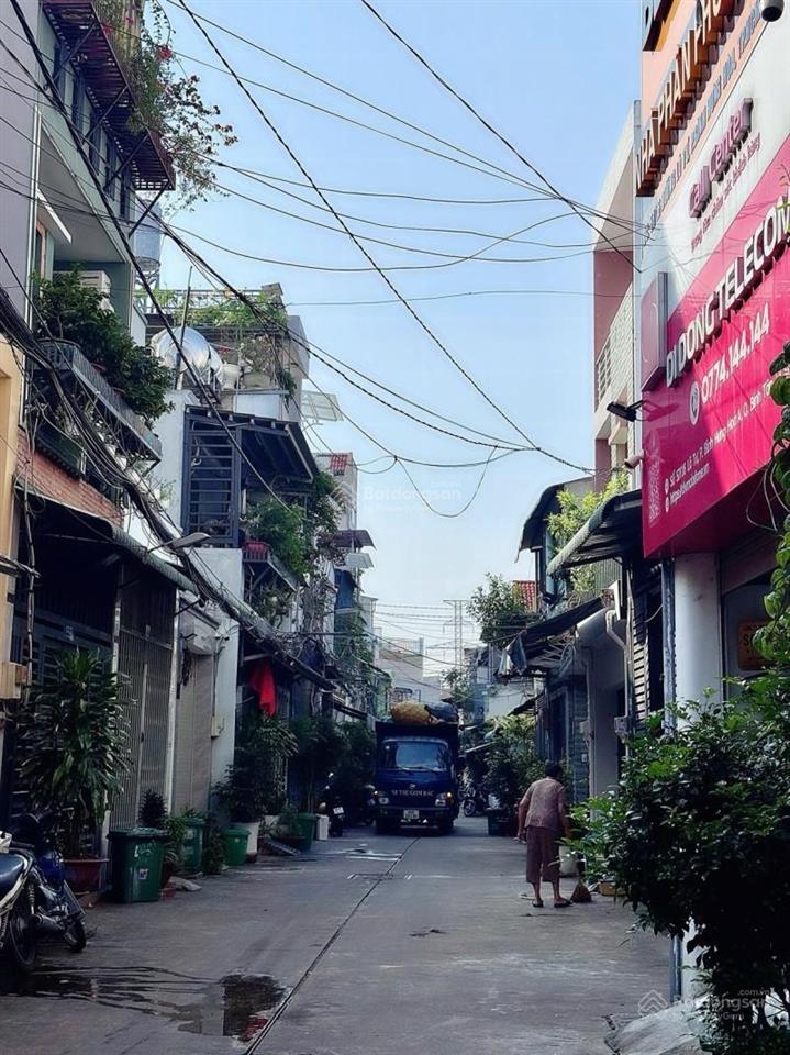 Gấp bán nhà chuẩn lô tư  40m2  2pn  sổ a4  chỉ 4.14 tỷ  hẻm 6m thông