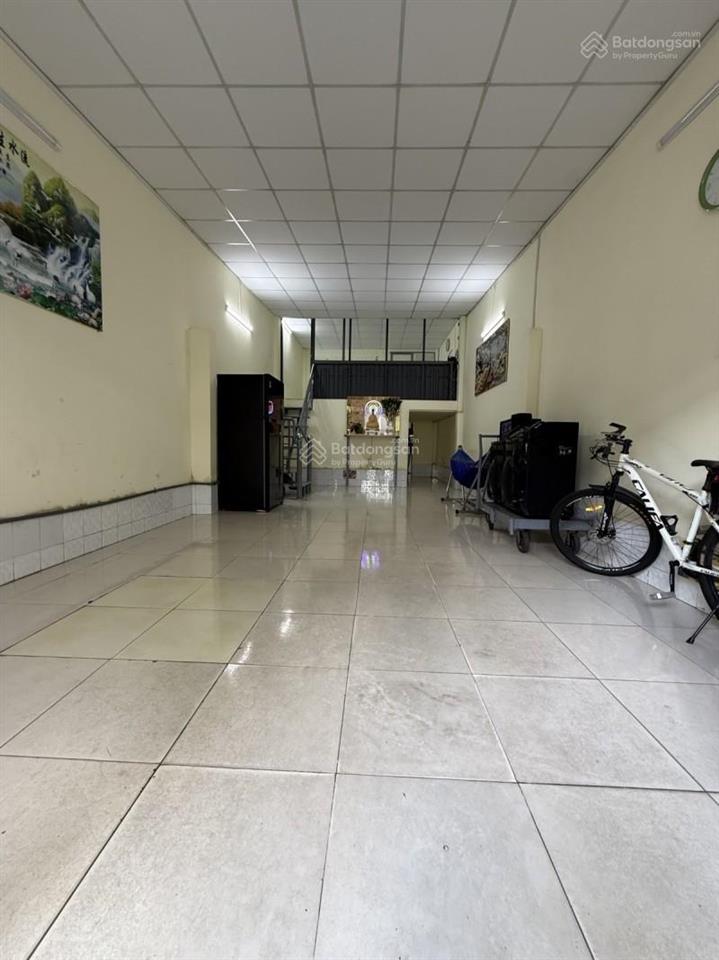 Giá tốt nhà to 72m2 chỉ 4.x tỷ hẻm rộng oto ngủ nhà hương lộ 2 bình tân gần aeon mall bt