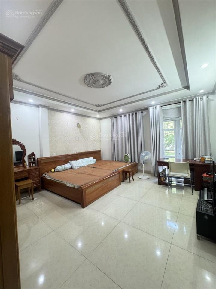 Mặt tiền kinh doanh khu tên lửa đẳng cấp bình tân 100m2, 4 tầng, giá 13,79 tỷ