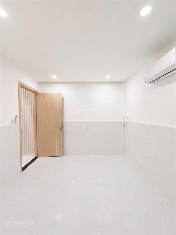 Siêu mẫu đẹp tân phú 61m2 3pn, 3wc nhỉnh 5 tỷ cách mặt tiền 20m