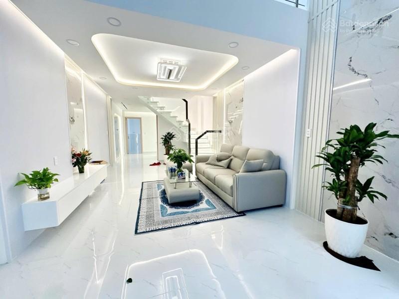 Siêu mẫu đẹp tân phú 61m2 3pn, 3wc nhỉnh 5 tỷ cách mặt tiền 20m