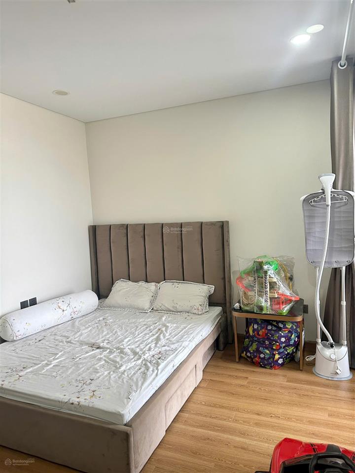 Chính chủ bán căn hộ 82m2 giá chỉ 6,3 tỷ  3pn, 2wc tại xuân mai riverside, sẵn sổ, full nt mới