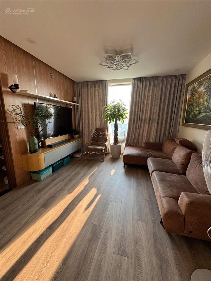 Chung cư giá rẻ chỉ 5,7 tỷ 75m2 tại eco green city 2pn, 2wc, sẵn sổ full nội thất