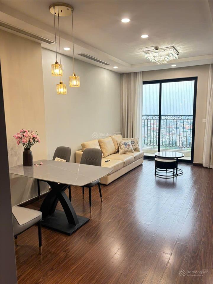 Bán cc goldsilk complex, giá 6,5 tỷ, 128m2, 4pn, 3wc, sổ hồng, full nội thất