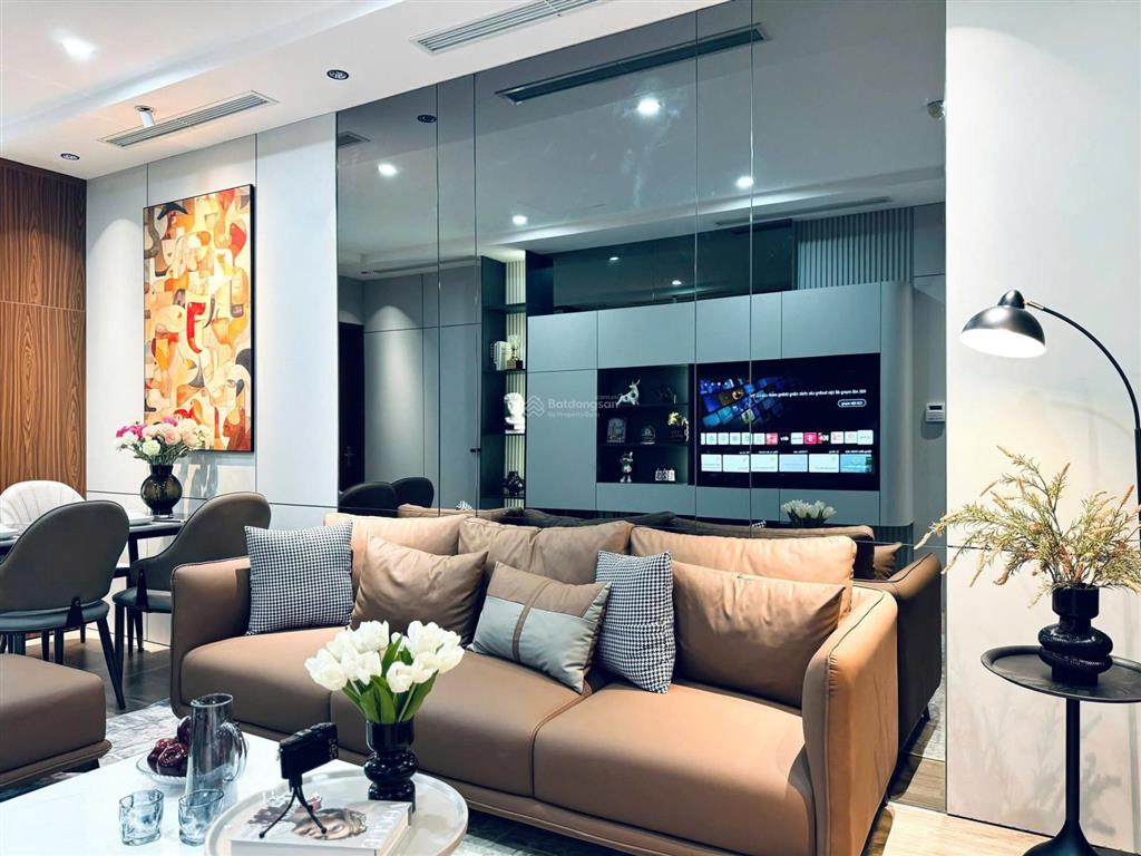 Giá chỉ 7.5 tỷ căn 99.7m, cc roman plaza, tố hữu, 3pn, 2wc, ban công đn thoáng mát