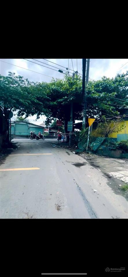 3tỷ350 bán nhà tân qúy tây bình chánh tphcm 80m2 cách ql1 100m2 xem ngay