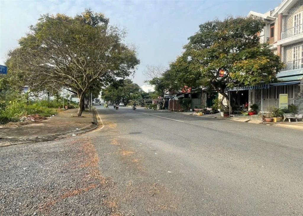 4tỷ950 đs3 100m2 nền mt đường số 3 kdc an phú tây 47ha bình chánh,tphcm (còn thương lượng)