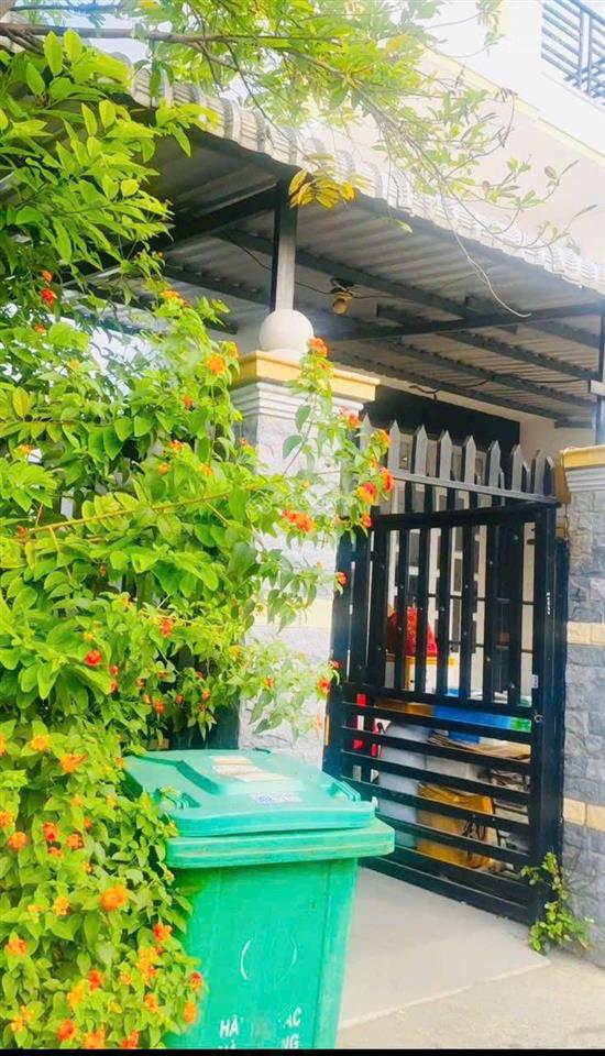 Cần tiền bán gấp 2 căn nhà + 9 phòng trọ an phú tây bình chánh tphcm 6,8 tỷ