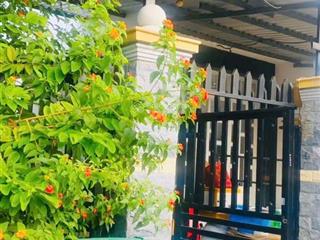 Cần tiền bán gấp 2 căn nhà + 9 phòng trọ an phú tây bình chánh tphcm 6 tỷ 8