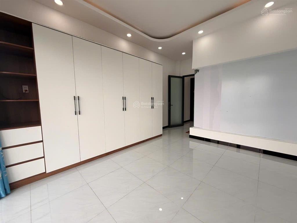 Bán gấp nhà ngộp 2tỷ550 117m2 phước lý đ. nguyễn thị chanh tây ninh