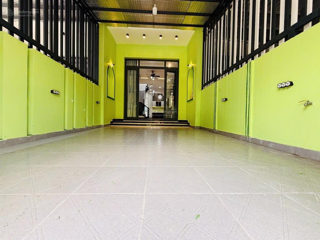 Bán gấp nhà ngộp 2tỷ550 117m2 phước lý đ. nguyễn thị chanh tây ninh