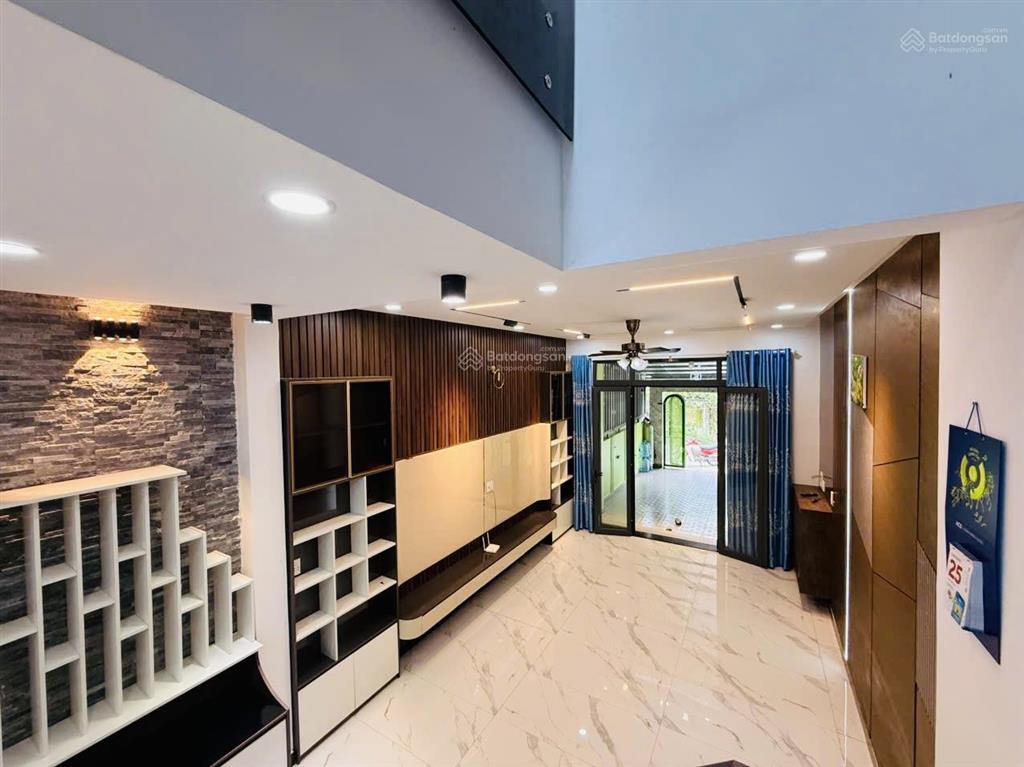 Bán gấp nhà ngộp 2tỷ550 117m2 phước lý đ. nguyễn thị chanh tây ninh