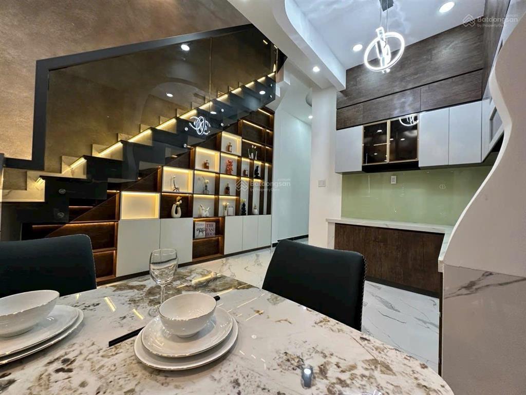 Bán gấp nhà ngộp 2tỷ550 117m2 phước lý đ. nguyễn thị chanh tây ninh