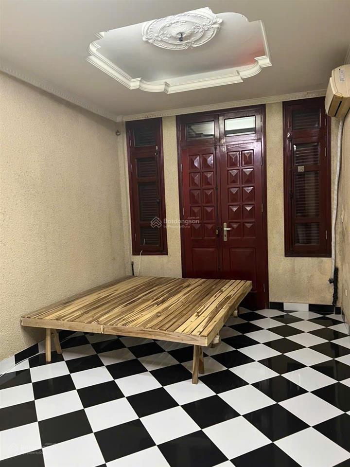 Cho thuê phòng riêng tại trung tâm thành phố
