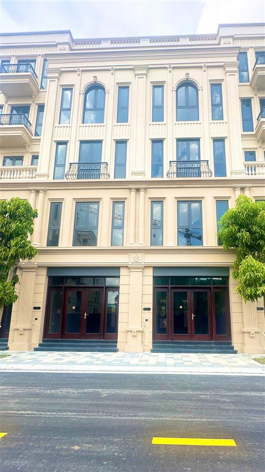 Chính chủ bán căn liền kề viễn đông. dt 75m giá 26 tỷ bao phí  0966 758 ***