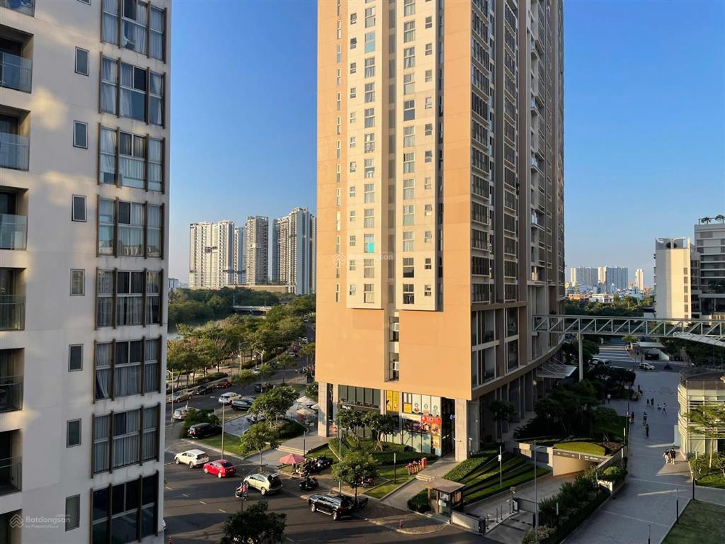 Bán căn hộ chung cư midtown lô m6  90m2 sẵn sổ giá 9 tỷ 3 all in   0933 199 *** nhung