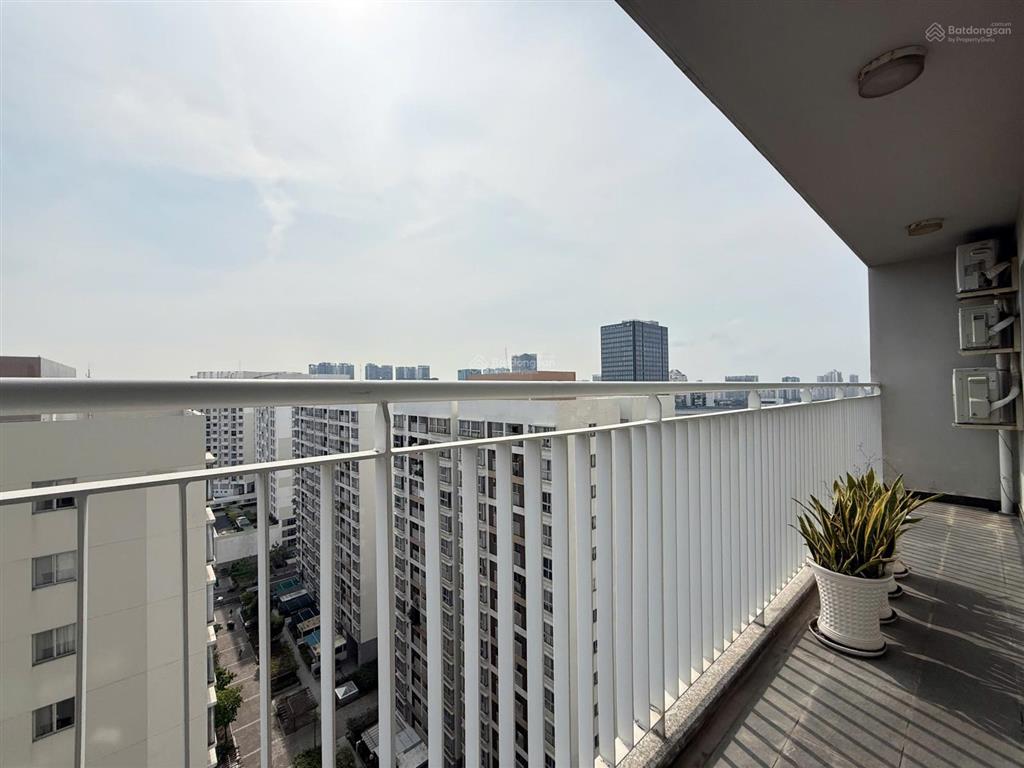 Bán căn hộ scenic valley 1  9 tỷ 550 triệu + ô xe, 116 m2, 3pn, 2wc, nội thất đầy đủ