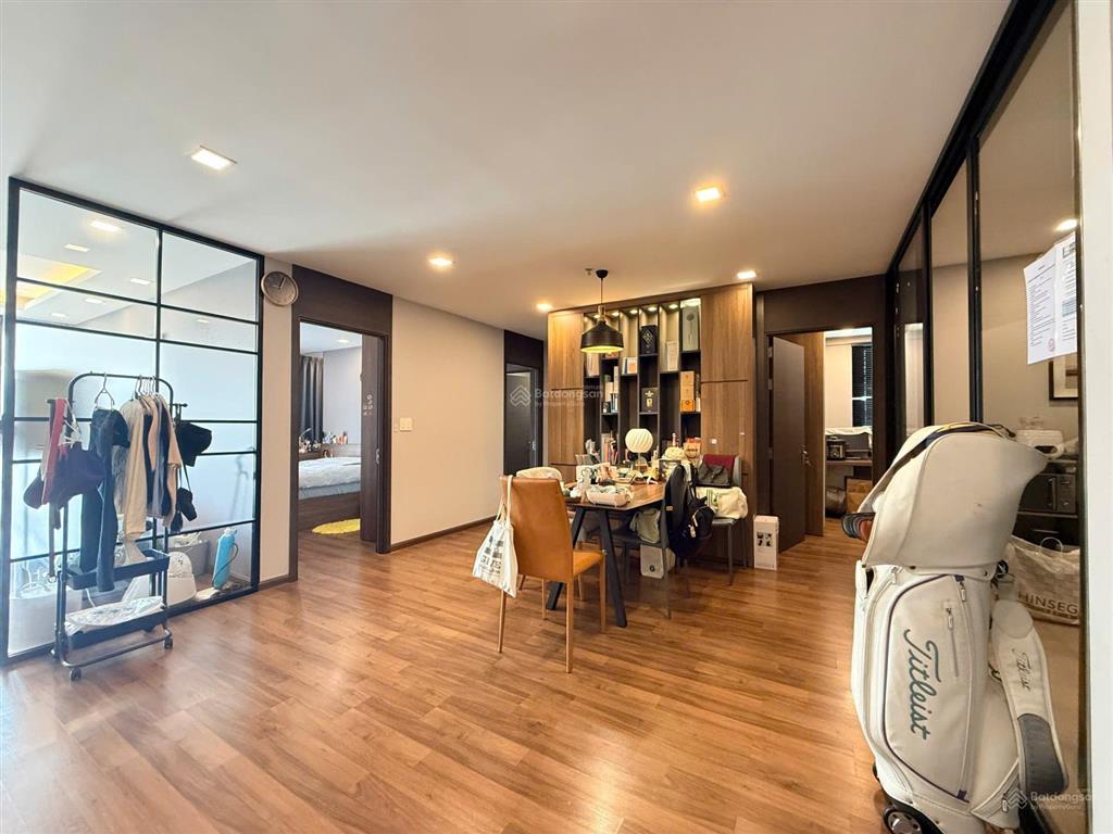Bán cc scenic valley 1  phú mỹ hưng q. 7, giá 9,6 tỷ allin có ô xe hầm  116m2  0933 199 ***