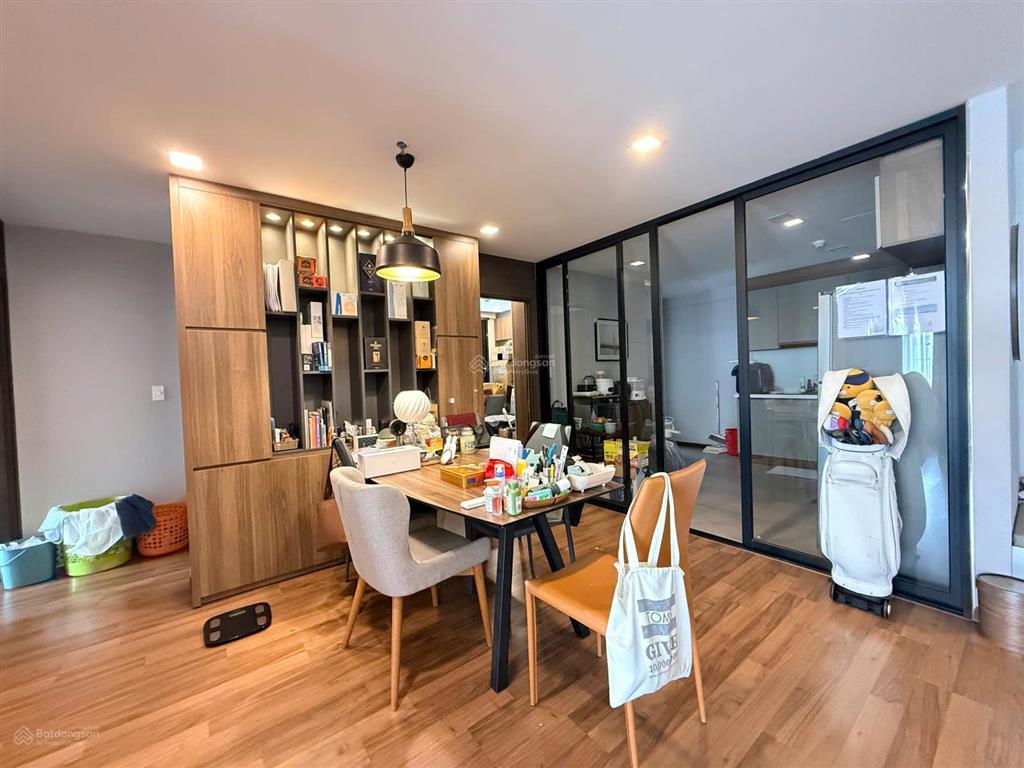 Bán cc scenic valley 1  phú mỹ hưng q. 7, giá 9,6 tỷ allin có ô xe hầm  116m2  0933 199 ***