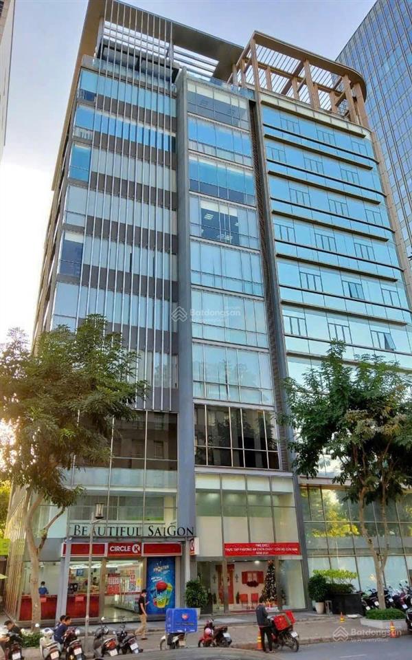 Cho thuê sàn văn phòng toà nhà đại minh, dt từ 100300500m2.  0933 199 ***