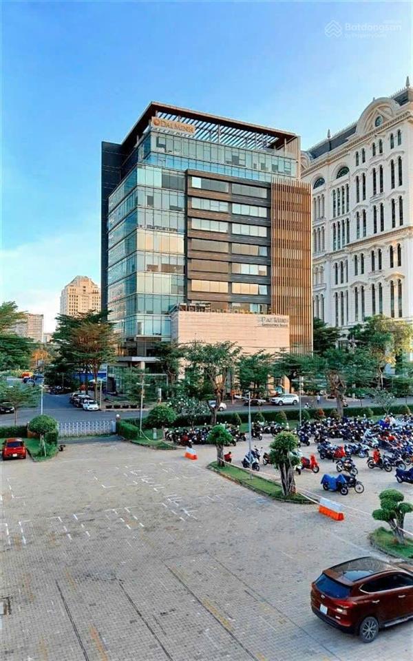 Cho thuê sàn văn phòng toà nhà đại minh, dt từ 100300500m2.  0933 199 ***