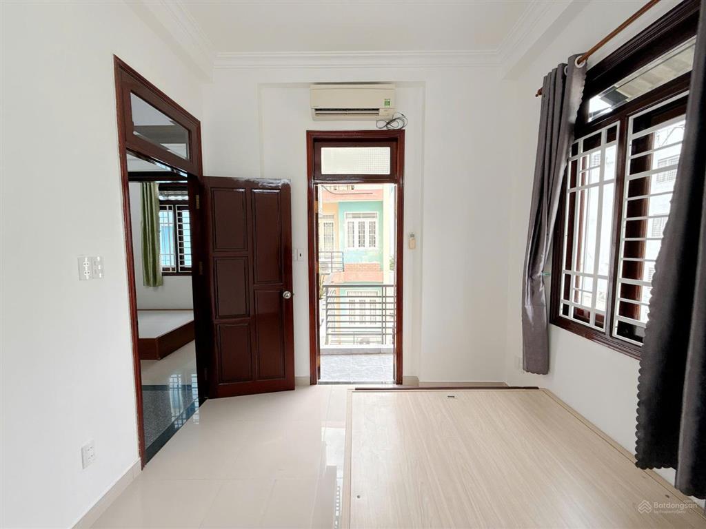 Bán nhà hxh nguyễn thị thập quận 7  nhà mới đẹp sẵn hđt giá 9,*** tỷ  0933 199 *** nhung