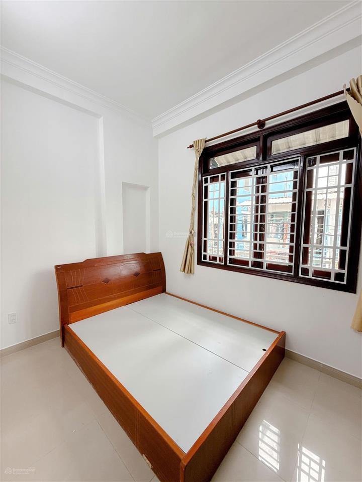 Bán nhà hxh nguyễn thị thập quận 7  nhà mới đẹp sẵn hđt giá 9,*** tỷ  0933 199 *** nhung