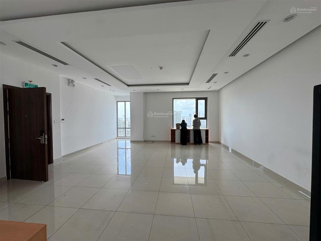 Cho thuê sàn văn phòng golden king quận 7  100m2
