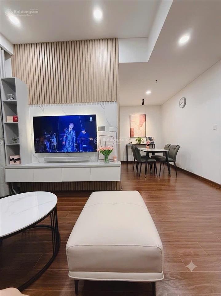 Bán căn 1n+ full đồ tòa m3  view vinuni buổi tối cực đẹp 0392 295 ***