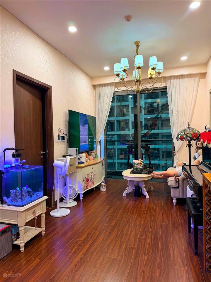 Cắt lỗ! 2pn full đồ đẹp, 62m2 tòa m1 vinhomes ocp 1, giá nhỉnh 4 tỷ 