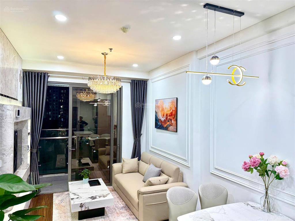 Bán căn 2pn 63m full đồ tòa m2 ban công đông bắc mát mẻ 0392 295 ***