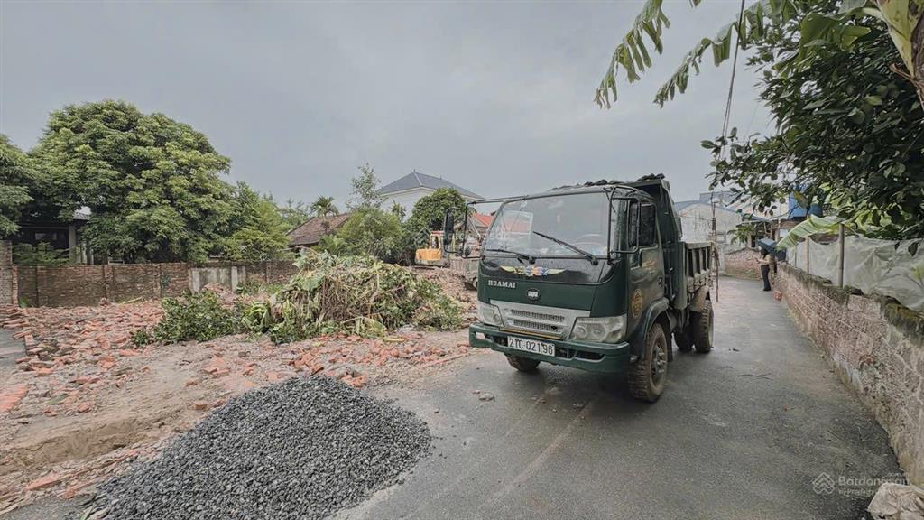 Bán đất 66m bãi sậy ân thi hưng yên chỉ 5** triệu 0392 295 ***