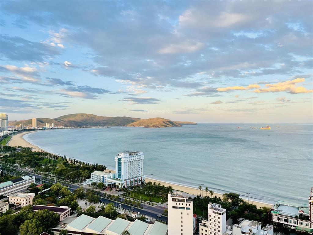 Cần bán gấp cắt lỗ căn hộ flc sea tower view biển tầng cao giá 1.29 tỷ/căn