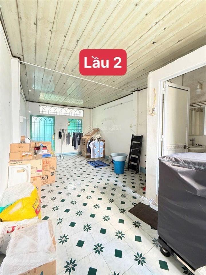 Bán nhà 3 tầng đường lạc long quân  quận 11  gần đầm sen  ngang 3,5m  giá nhỉnh 3 tỷ